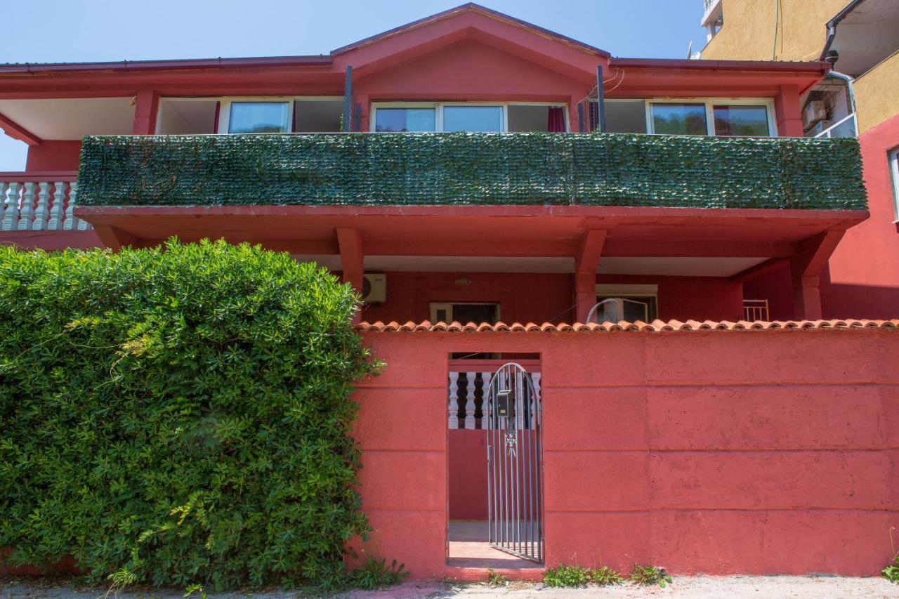 Čanj Family Apartments Vukcevic מראה חיצוני תמונה